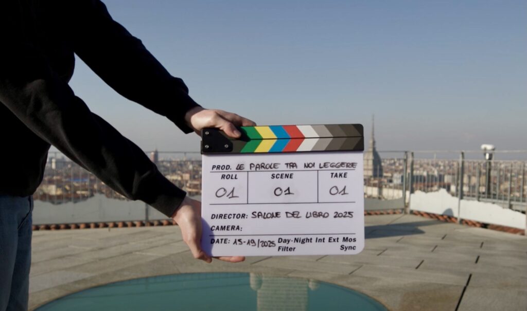 Le parole tra noi leggere, Salone del Libro di Torino 2025 - foto frame video di presentazione.- #loredanacarena, #carena, #culturapiù