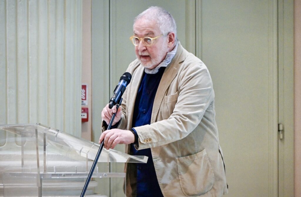 “Sergio Brancato durante l’intervento in occasione dell’inaugurazione dell’A.A. 2024/‘25 all’Accademia di Belle Arti di Bologna” - ph Claudia Gentile (#loredanacarena, #carena, #culturapiu)