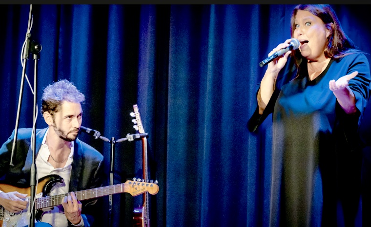 “Carola Cora, voce, e Francesco Tringali, chitarra” (foto ufficio stampa)