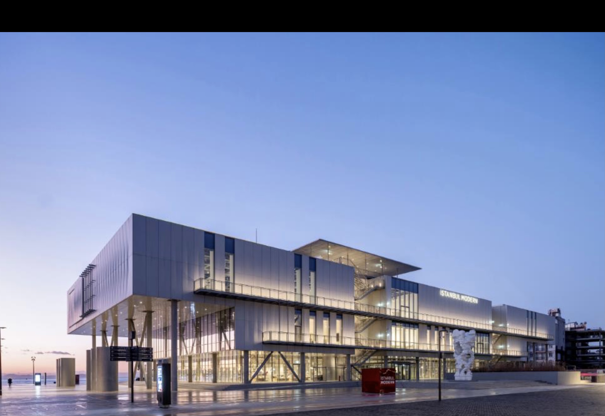 Istanbul, Modern Art Museum (foto ufficio stampa) #loredanacarena, #carena, #culturapiù